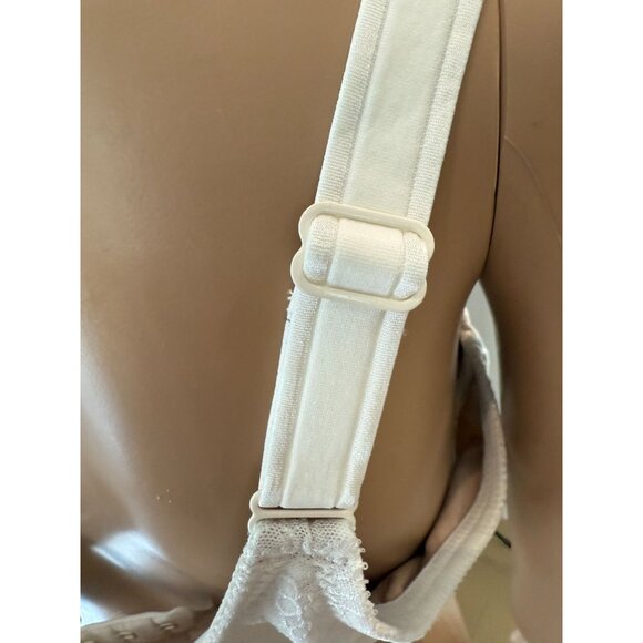 Women's Chantelle C Magnifique Full Bust Wirefree Bra, size 42C - Picture 7 of 12